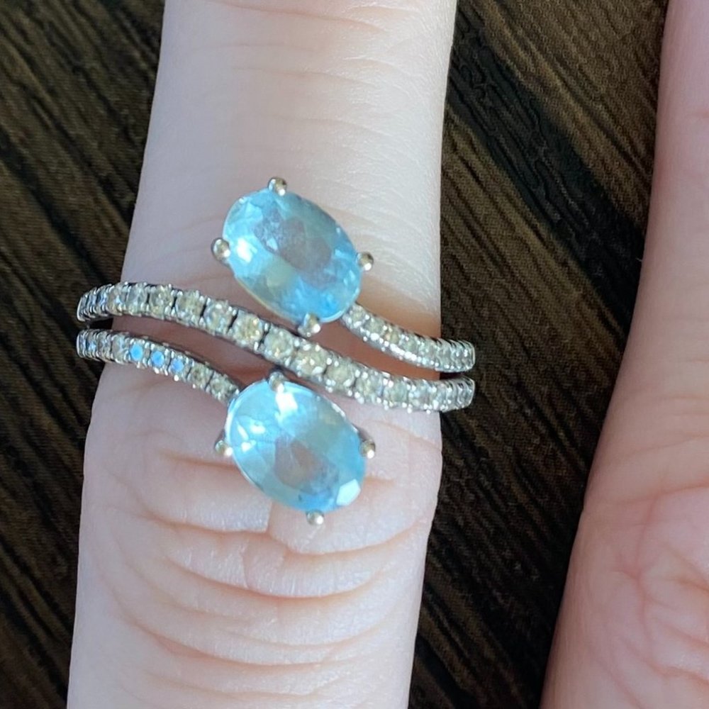 14K White Gold Oval Aqua and Round Brilliant Cut Diamond Ring